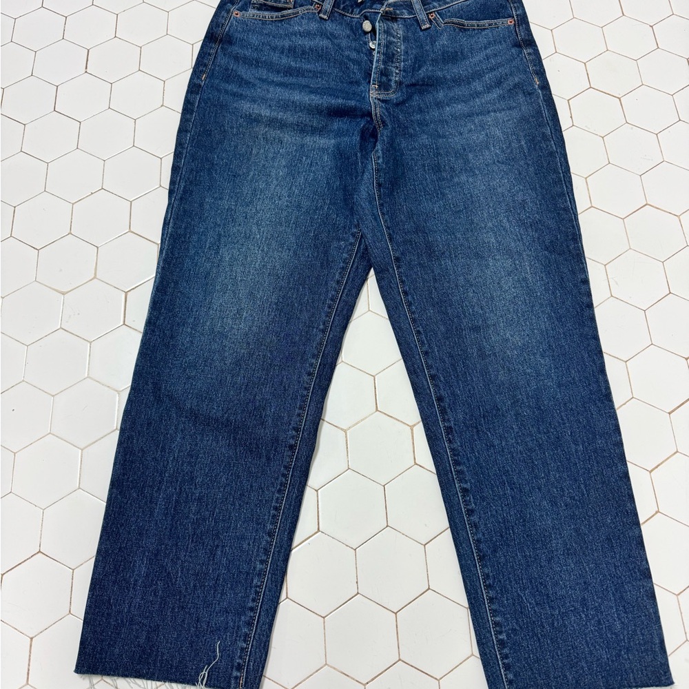 Old Navy OG crop NWOT.